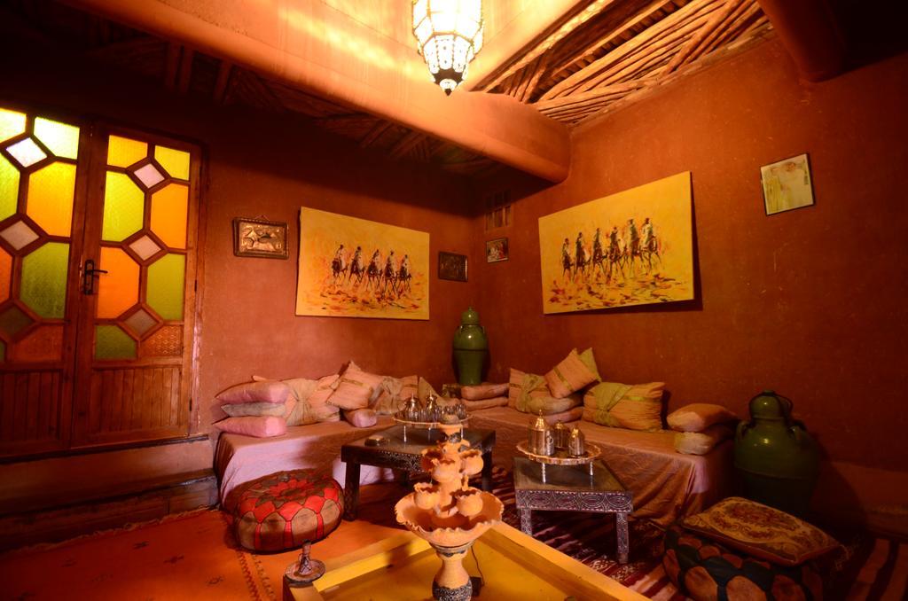 Bed and Breakfast Kasbah Du Peintre Ait Benhaddou Exterior foto