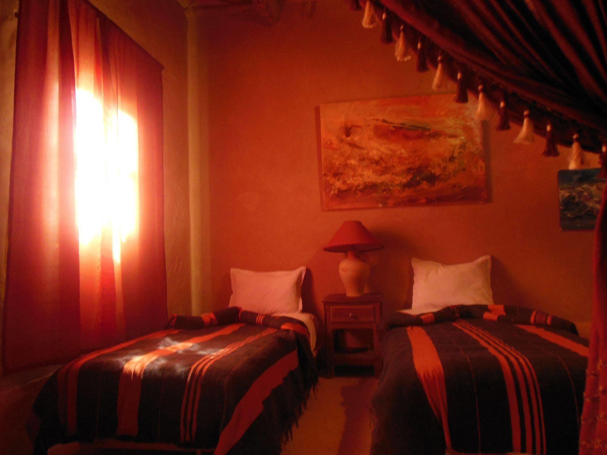 Bed and Breakfast Kasbah Du Peintre Ait Benhaddou Exterior foto