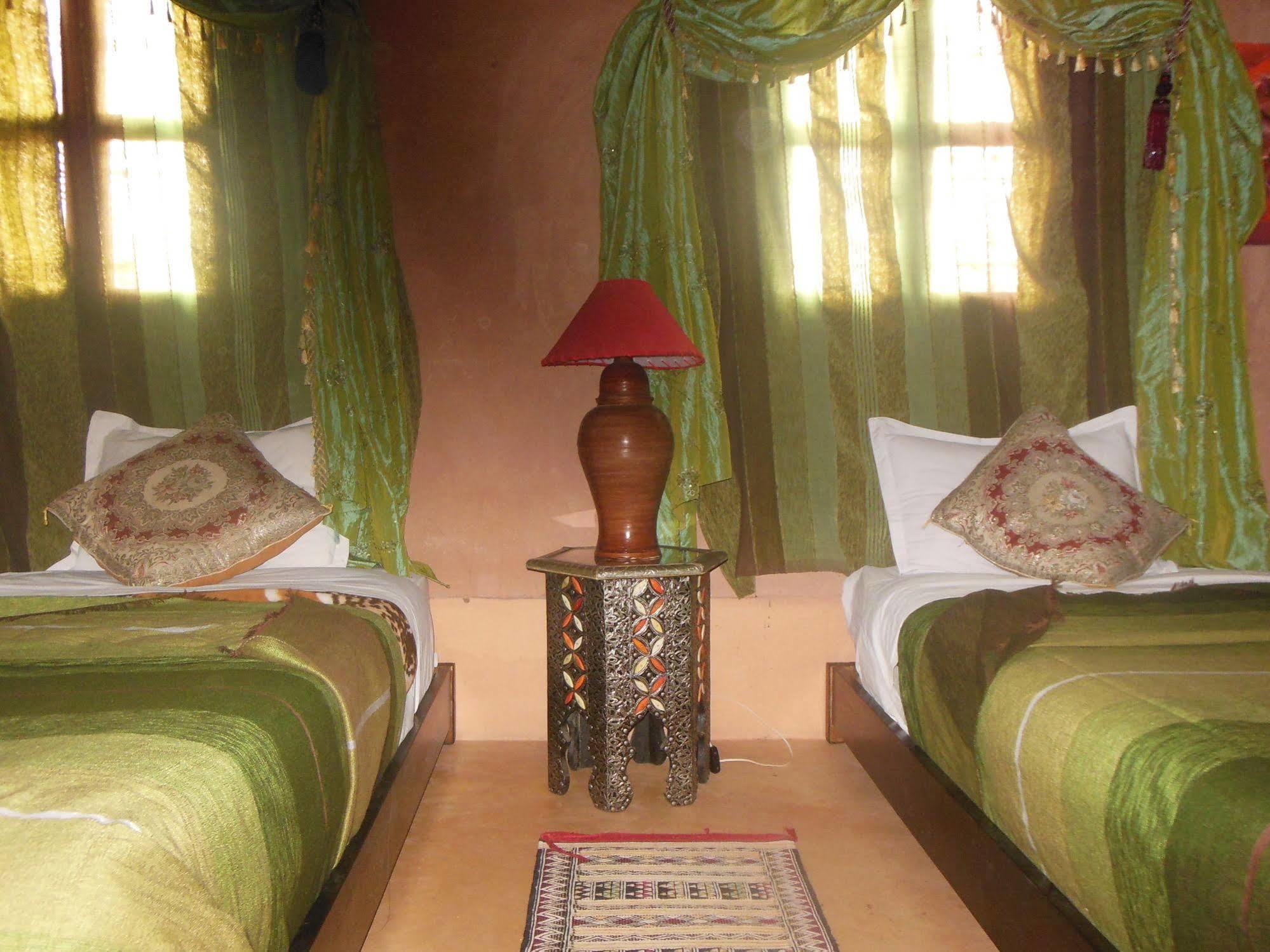 Bed and Breakfast Kasbah Du Peintre Ait Benhaddou Exterior foto